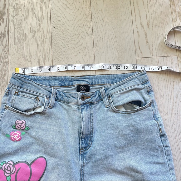 Sanrio My Melody Strawberry Lightwash Denim Straight Leg Jeans Kidcore Kawaii - Picture 13 of 16
